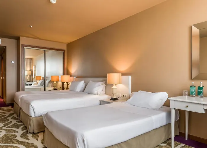 Hotel Porto Gaia By Ihg 4*